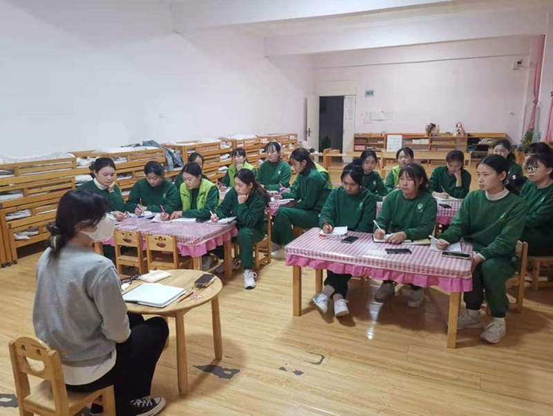 河南駐馬店(diàn)跨世紀幼兒園聯盟跨世紀後續服務(wù)指導紀實